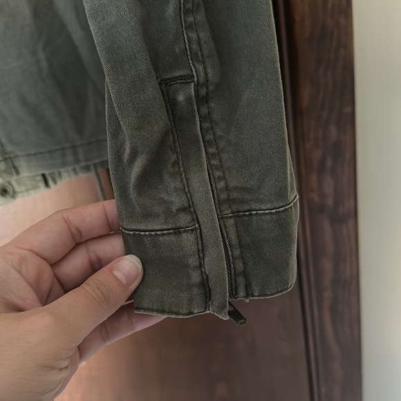 Express Army Green Jacket - size Medium - Picture 7 of 7